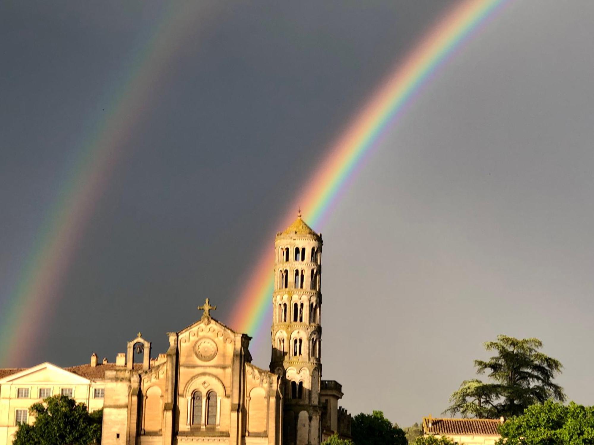 Chambre D'Hote Vue Exepitonnelle Uzès Dış mekan fotoğraf